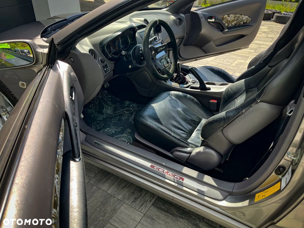 Toyota Celica - 12