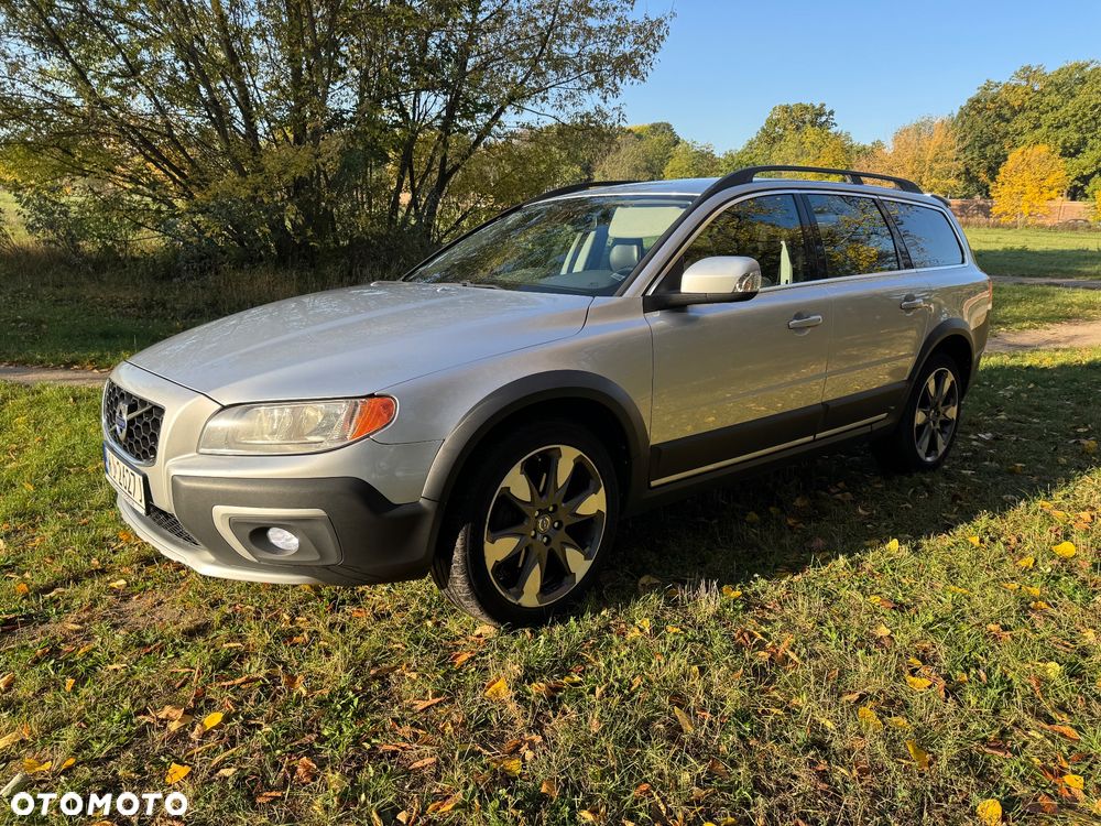 Volvo XC 70 - 1