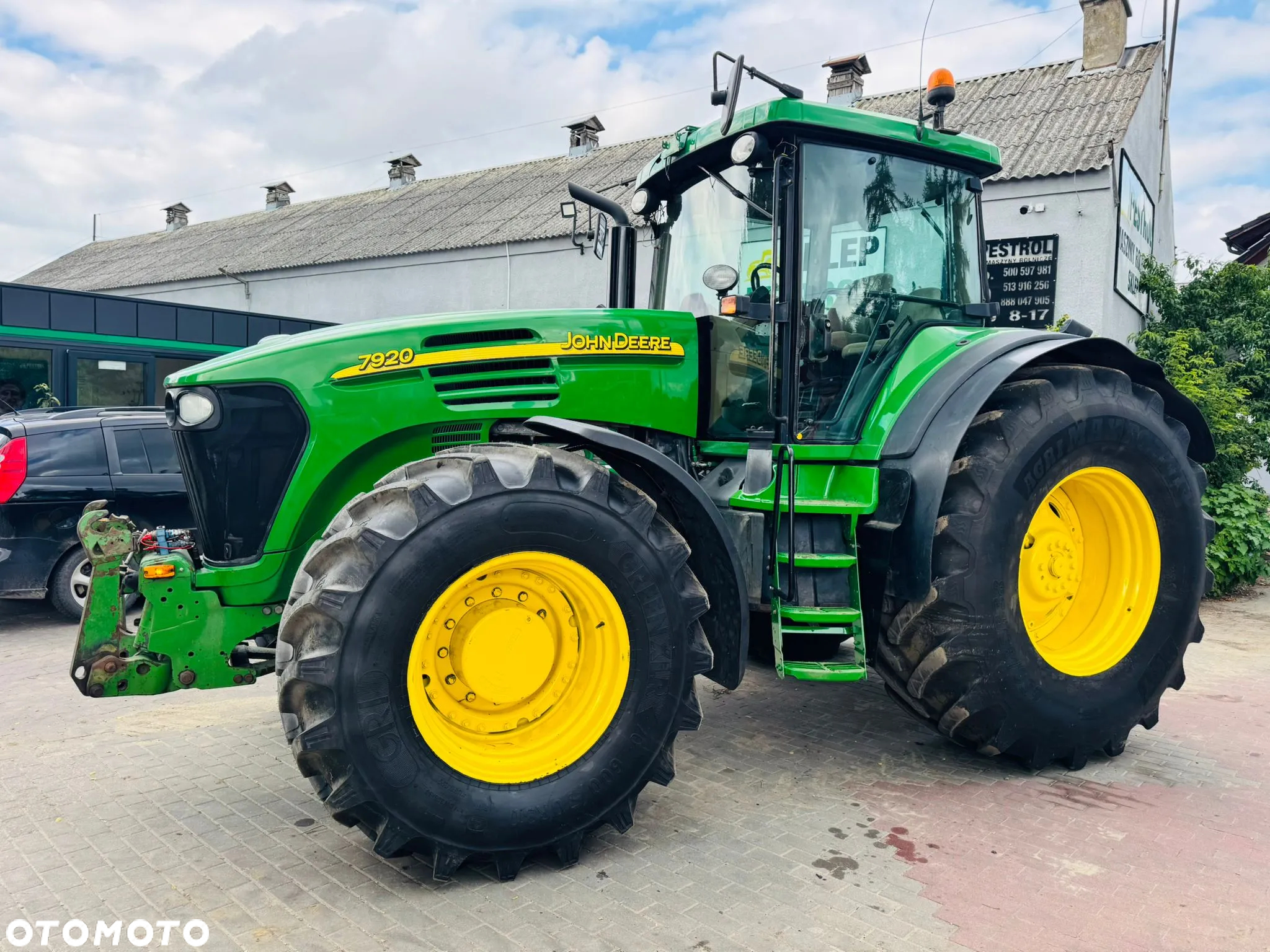 John Deere 7920 - 10