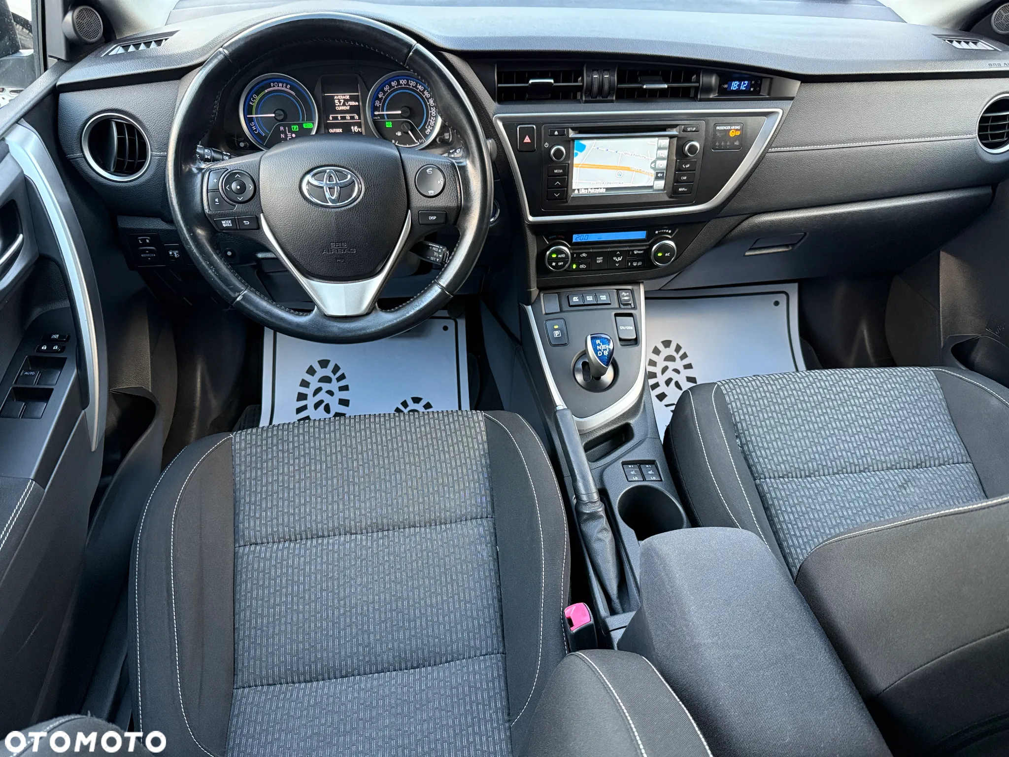 Toyota Auris 1.8 HSD Luna - 5