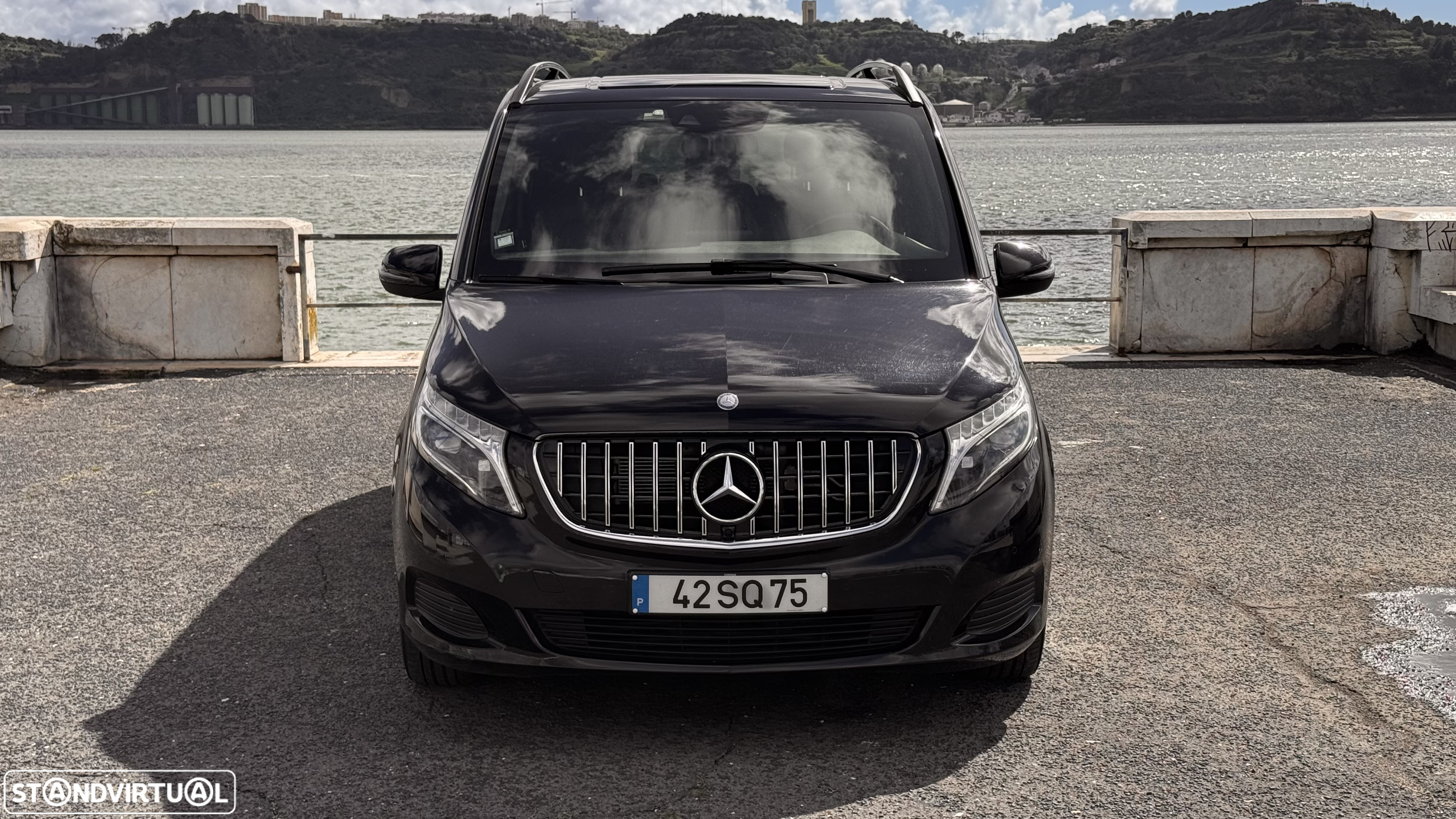 Mercedes-Benz V 220 d Longo Avantgarde Aut. - 52
