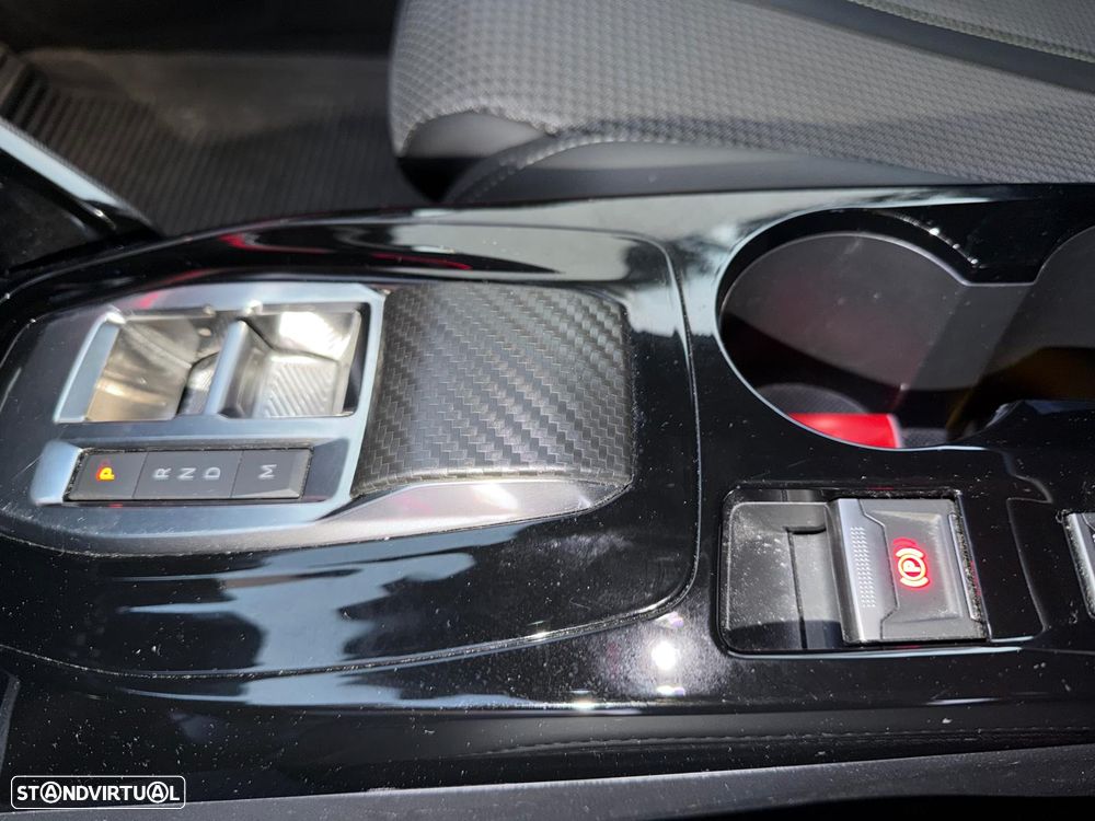 Peugeot 2008 1.2 PureTech GT Line EAT8 - 15