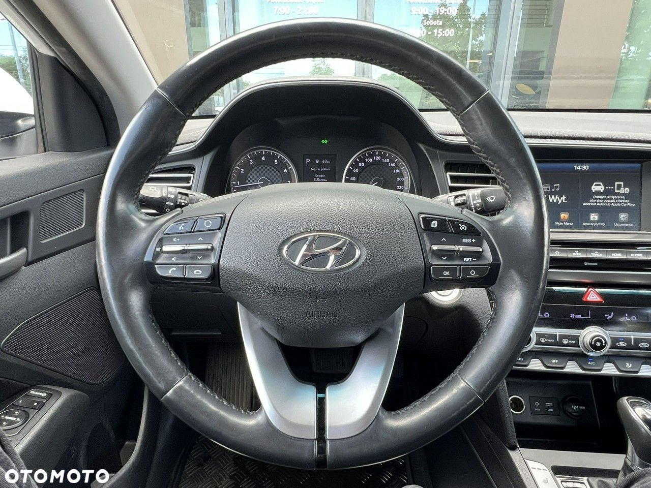 Hyundai Elantra - 18