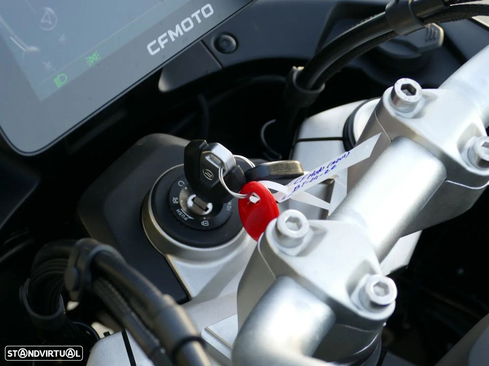 CF Moto 800MT - 7