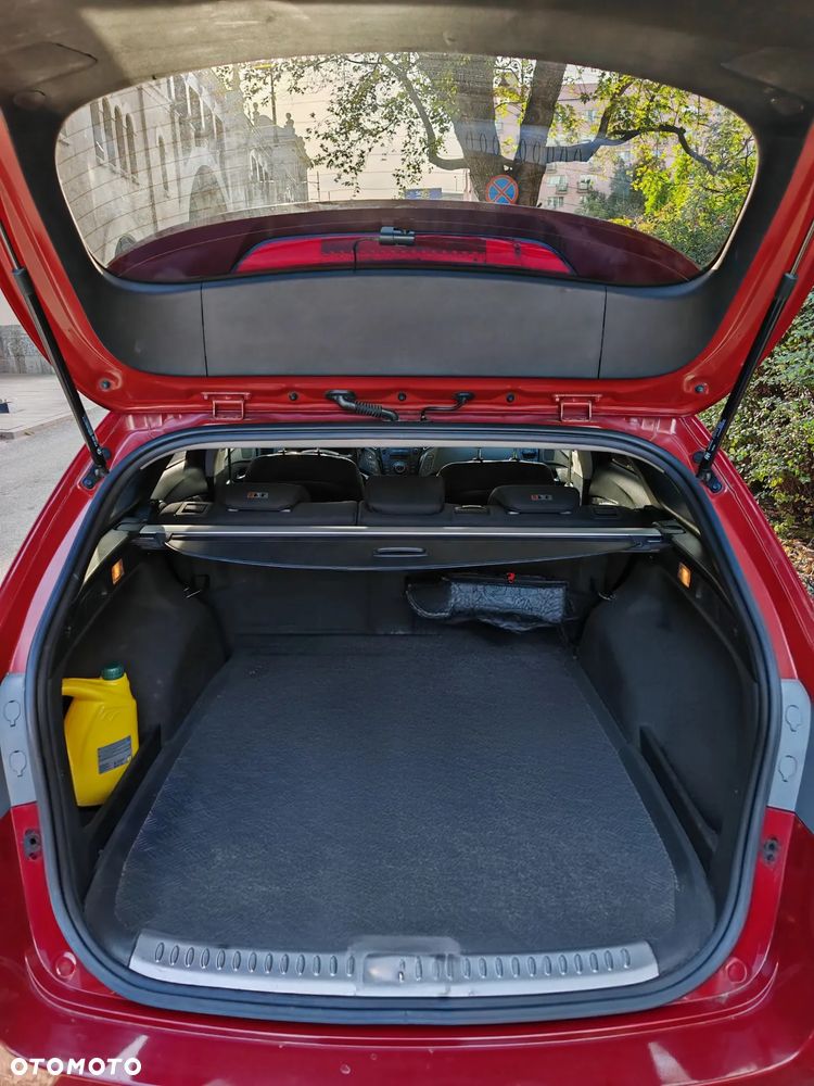 Hyundai i40 2.0 GDI Comfort - 23