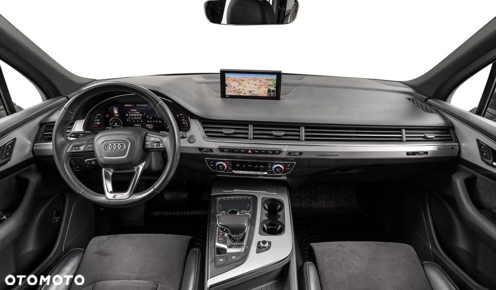 Audi Q7 - 13