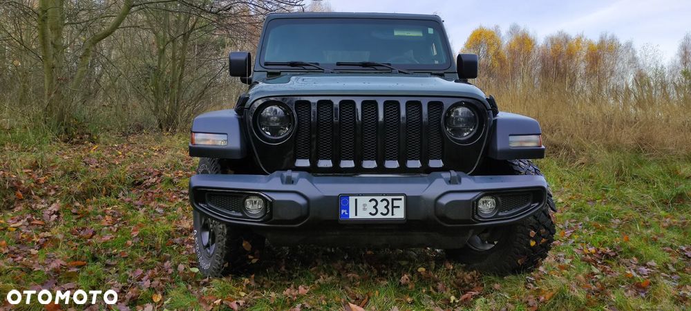 Jeep Wrangler - 11