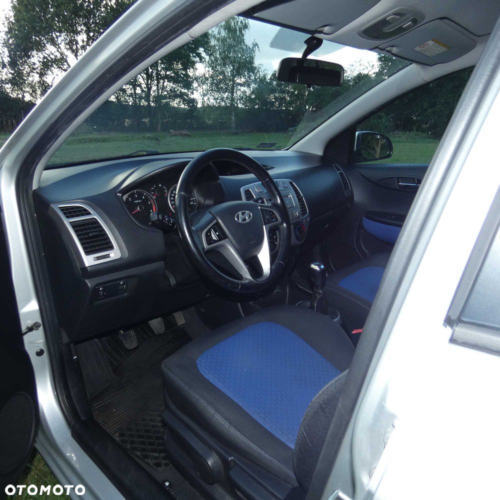 Hyundai i20 - 4