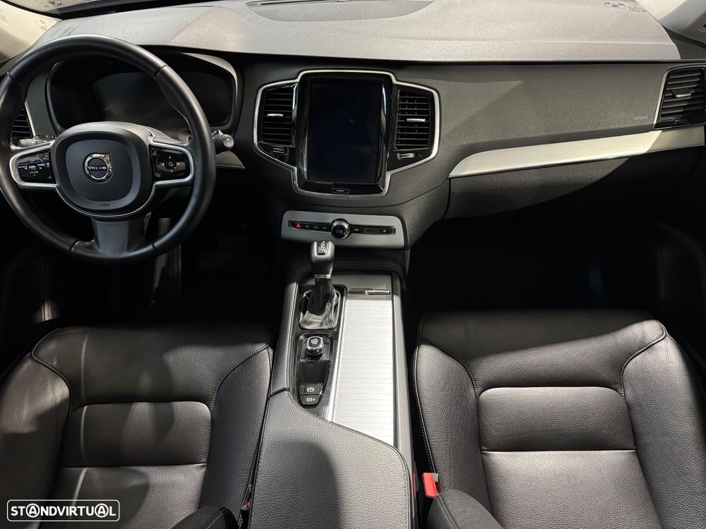 Volvo XC 90 2.0 D4 Momentum - 32
