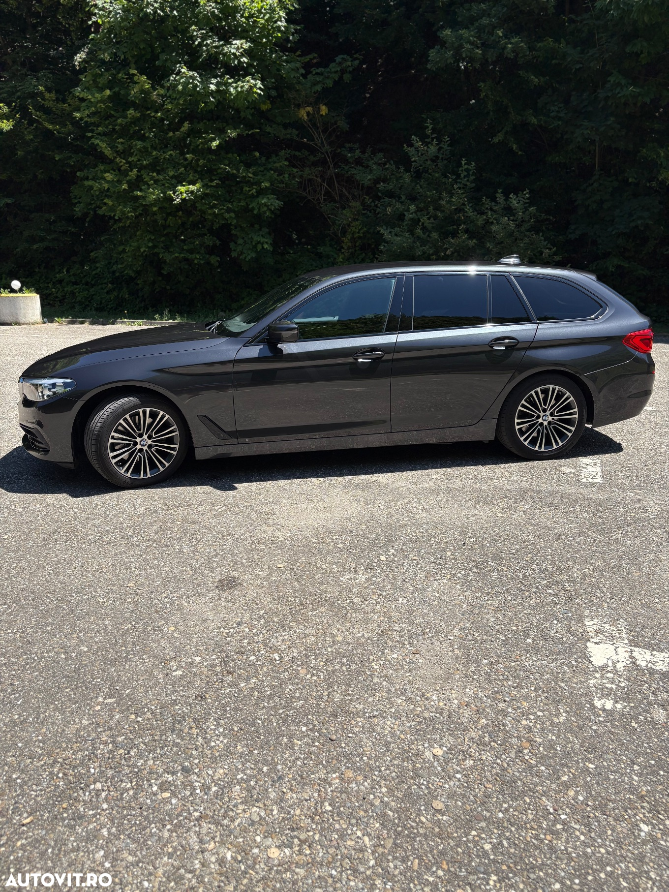 BMW Seria 5 520d Touring Aut. Sport Line - 3