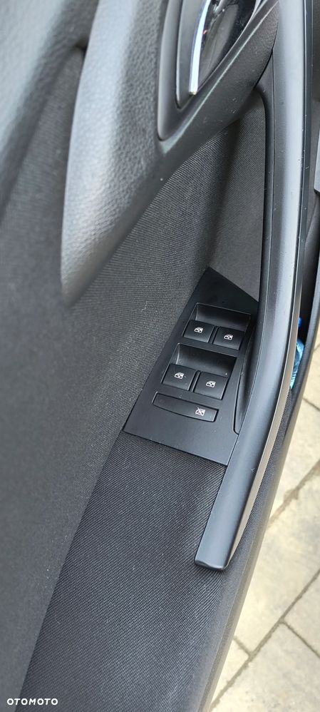 Opel Astra 1.6 ENERGY - 12