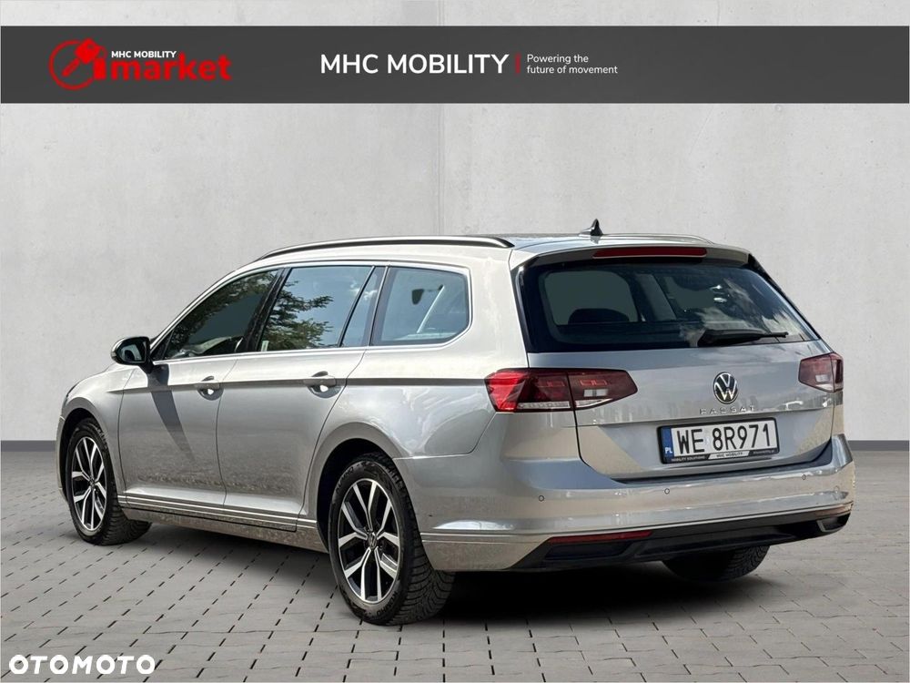 Volkswagen Passat Variant 2.0 TDI EVO Business DSG - 3