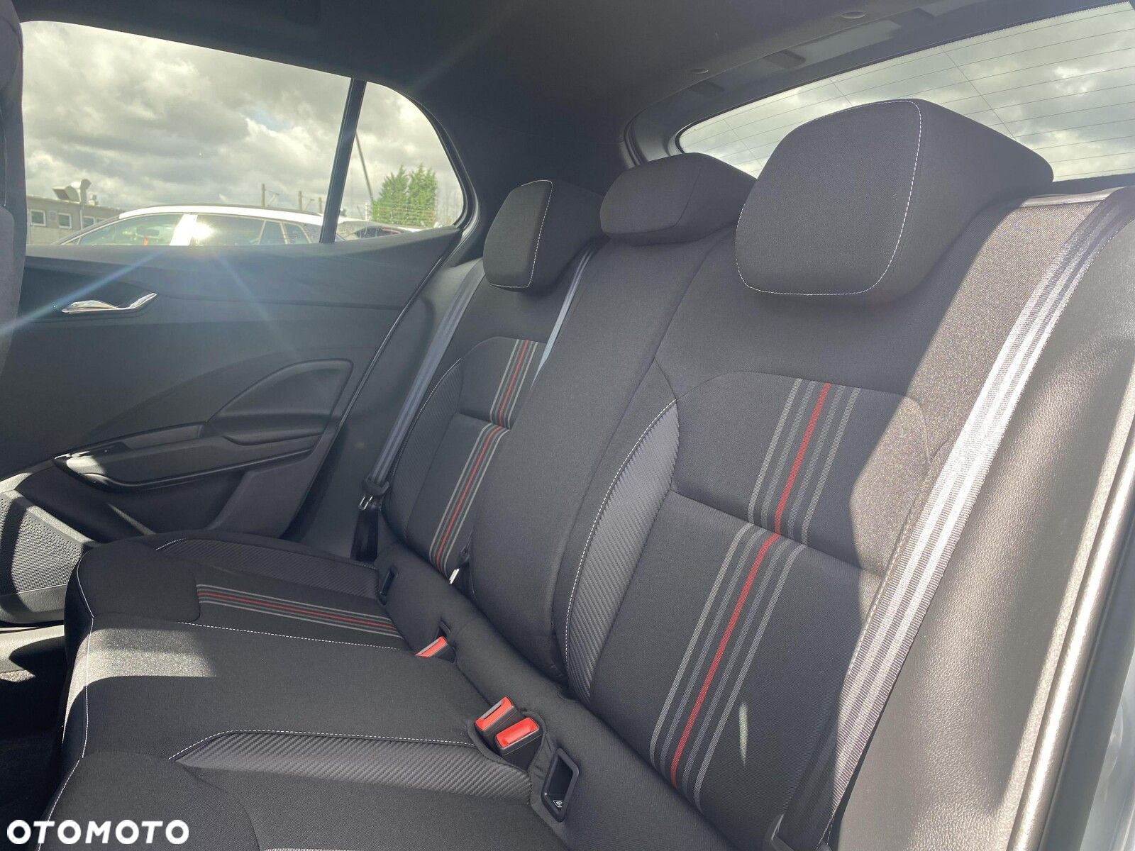 Skoda Fabia 1.0 TSI Monte Carlo DSG - 16