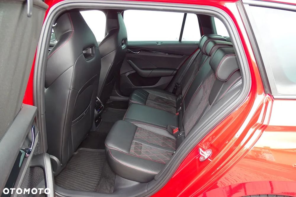 Skoda Octavia 1.4 TSI Plug-In Hybrid RS DSG - 25