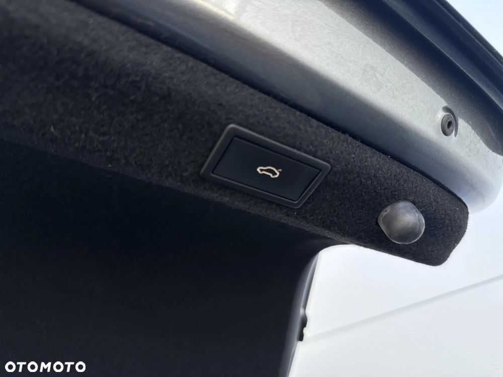 Skoda Superb 2.0 TSI Style DSG - 28