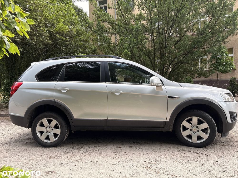 Chevrolet Captiva 2.2 2WD LS - 12