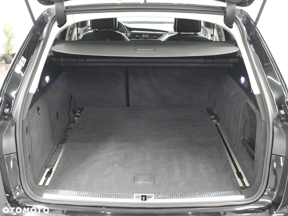 Audi A6 Avant 2.0 TDI quattro S tronic - 22