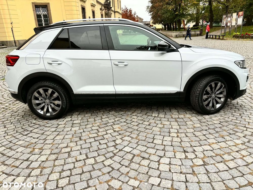 Volkswagen T-Roc - 13