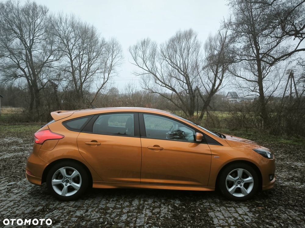Ford Focus 1.5 TDCi ST-Line - 13