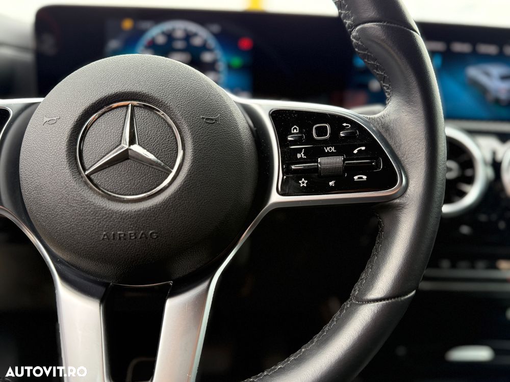 Mercedes-Benz A 180 d Sedan 8G-DCT - 7