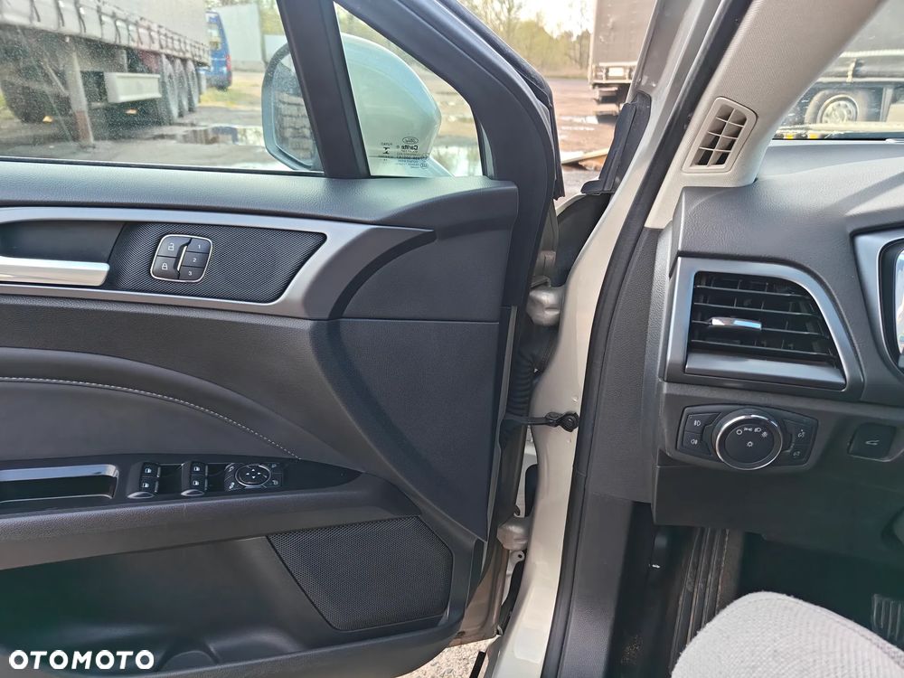 Ford Mondeo 2.0 TDCi STart-Stopp PowerShift-Aut Titanium - 16