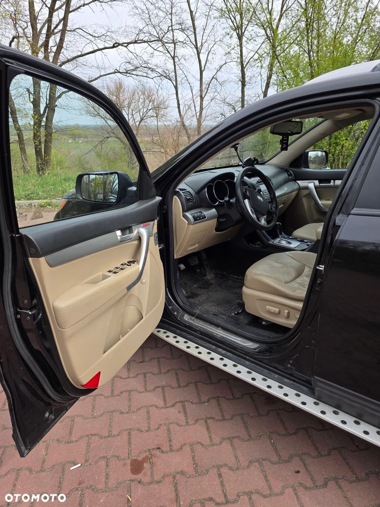 Kia Sorento - 11