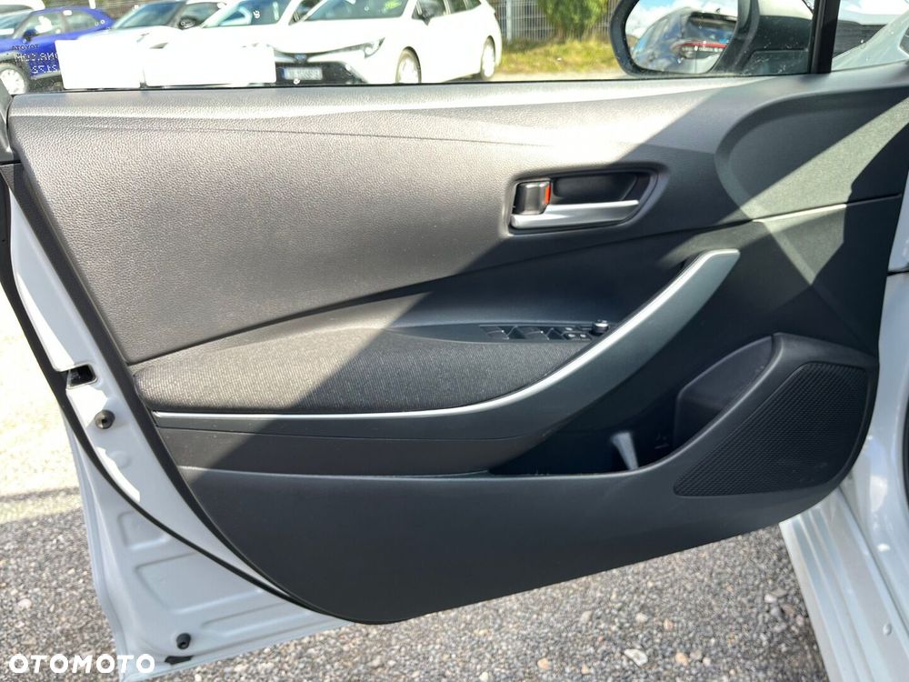 Toyota Corolla 1.8 Hybrid Style - 24