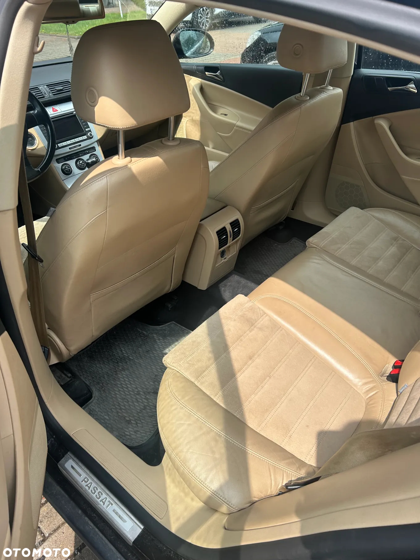 Volkswagen Passat 2.0 TDI Highline - 10