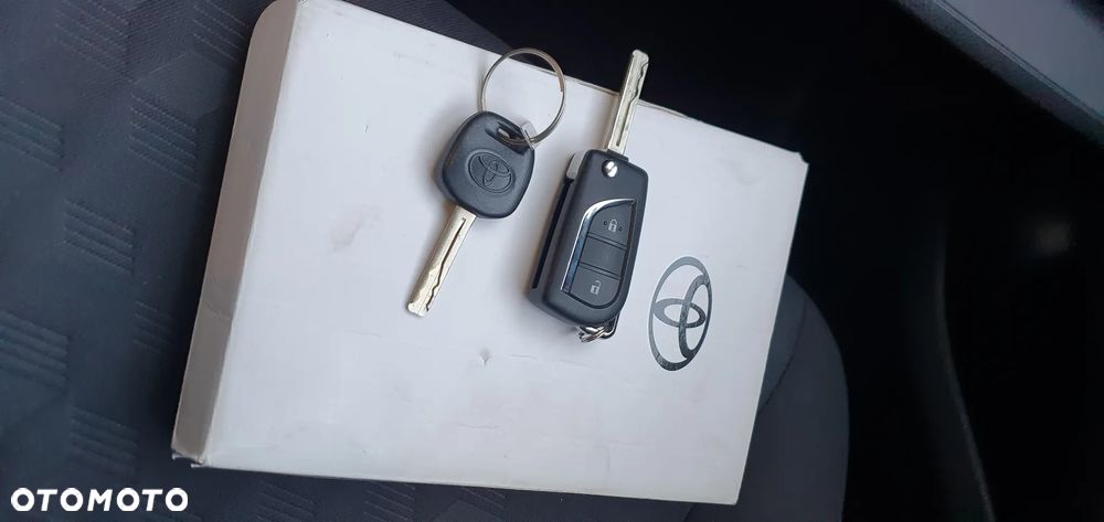 Toyota Yaris 1.5 Comfort - 19