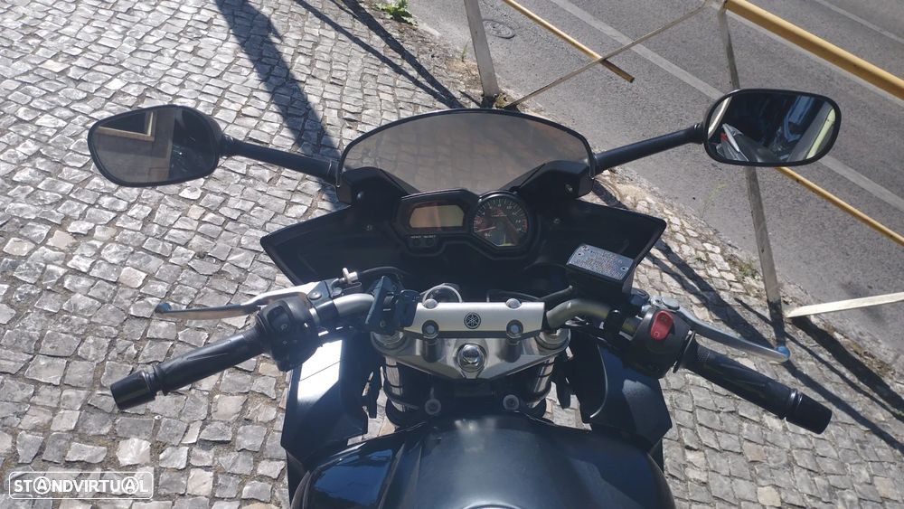 Yamaha Fazer 600 S2 - 3