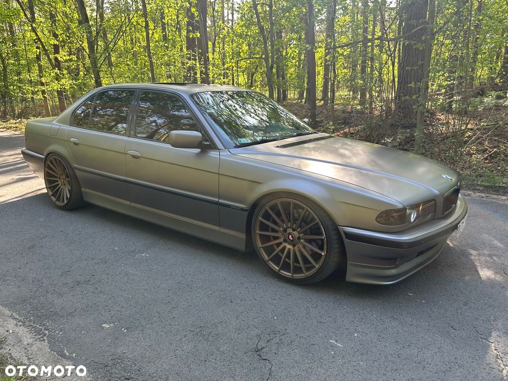 BMW Seria 7 - 2