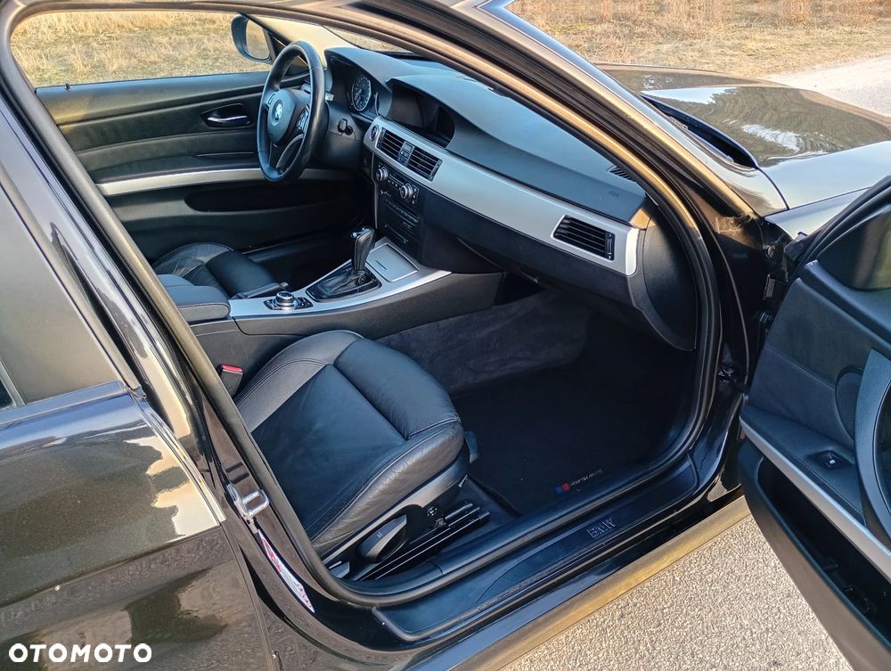 BMW Seria 3 320i Edition Exclusive - 22