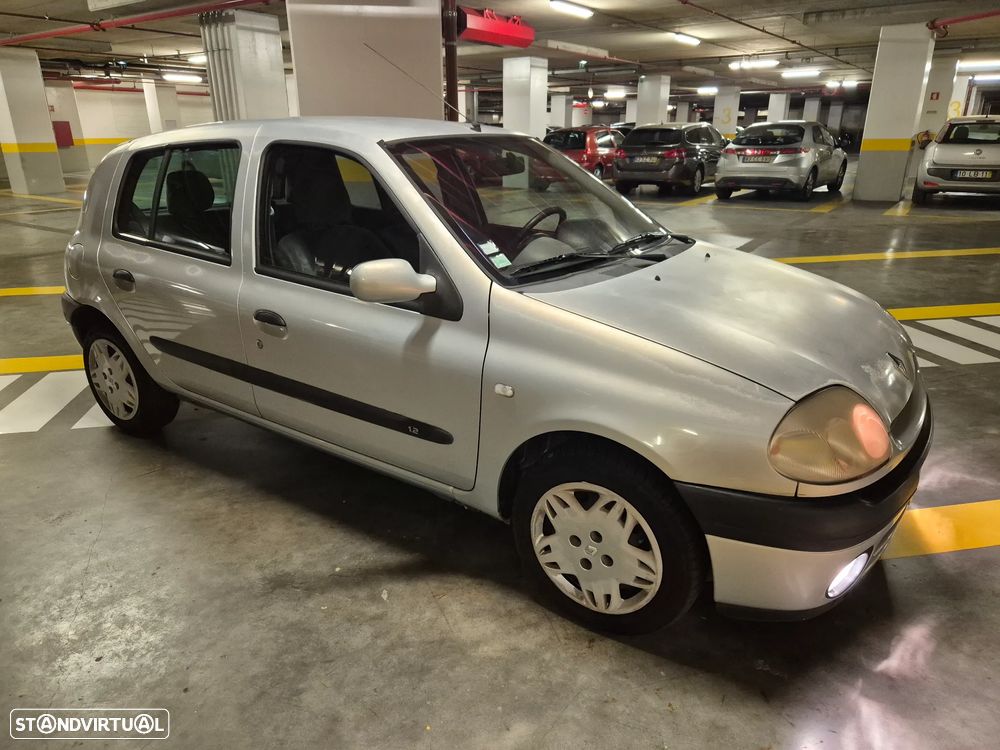 Renault Clio 1.2 RXE - 7