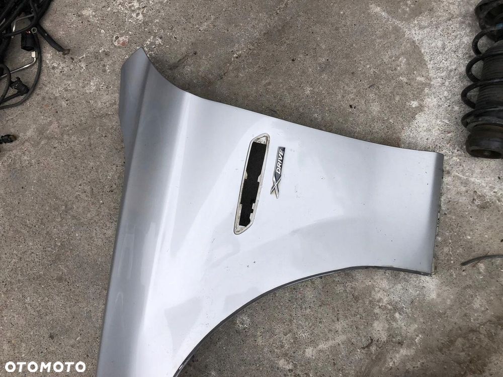 BMW 5 F10 F11 BŁOTNIK LEWY srebrny titansilber - 2