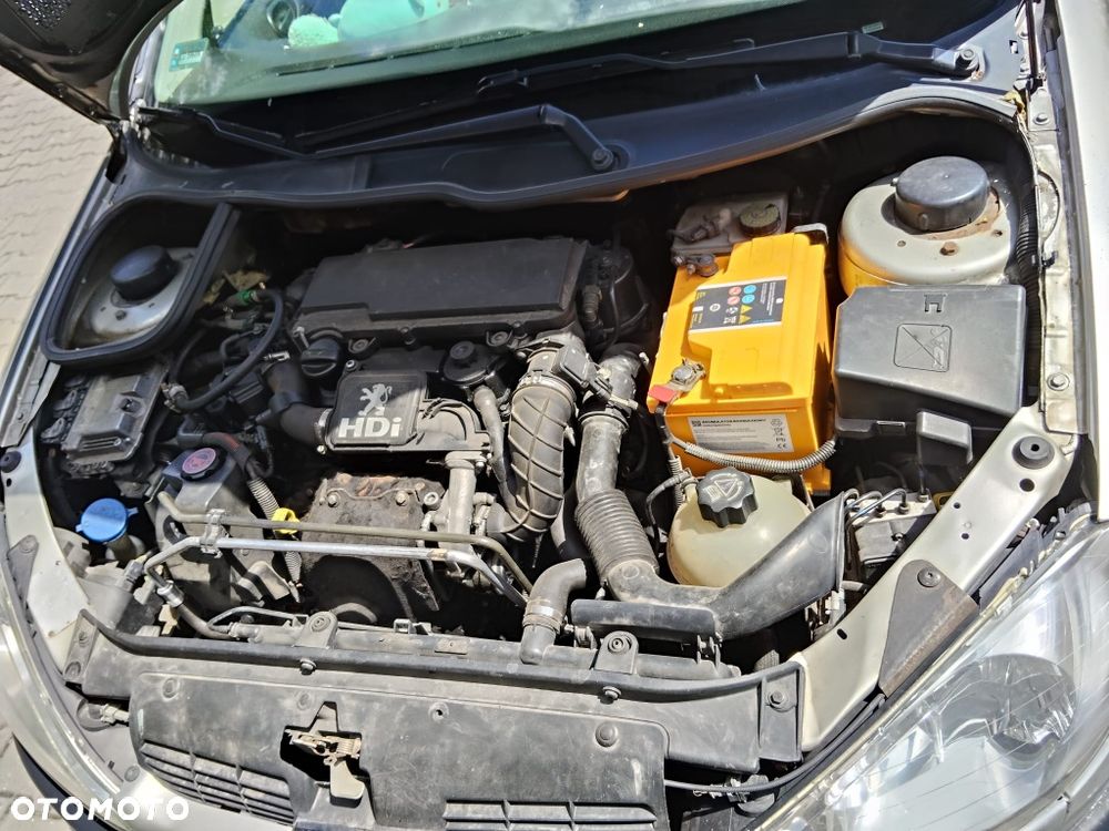Peugeot 206 - 6