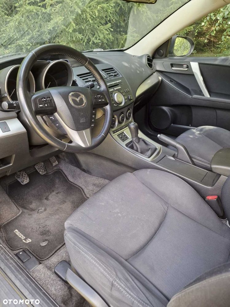 Mazda 3 - 4