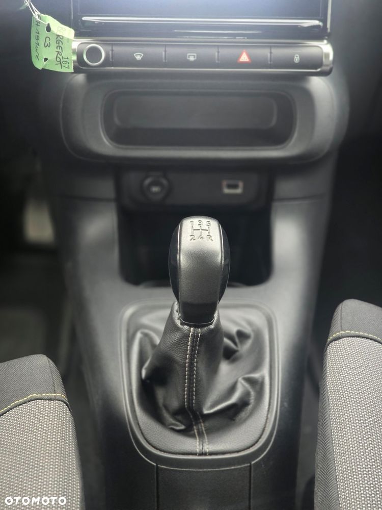 Citroën C3 Pure Tech 82 SHINE - 17