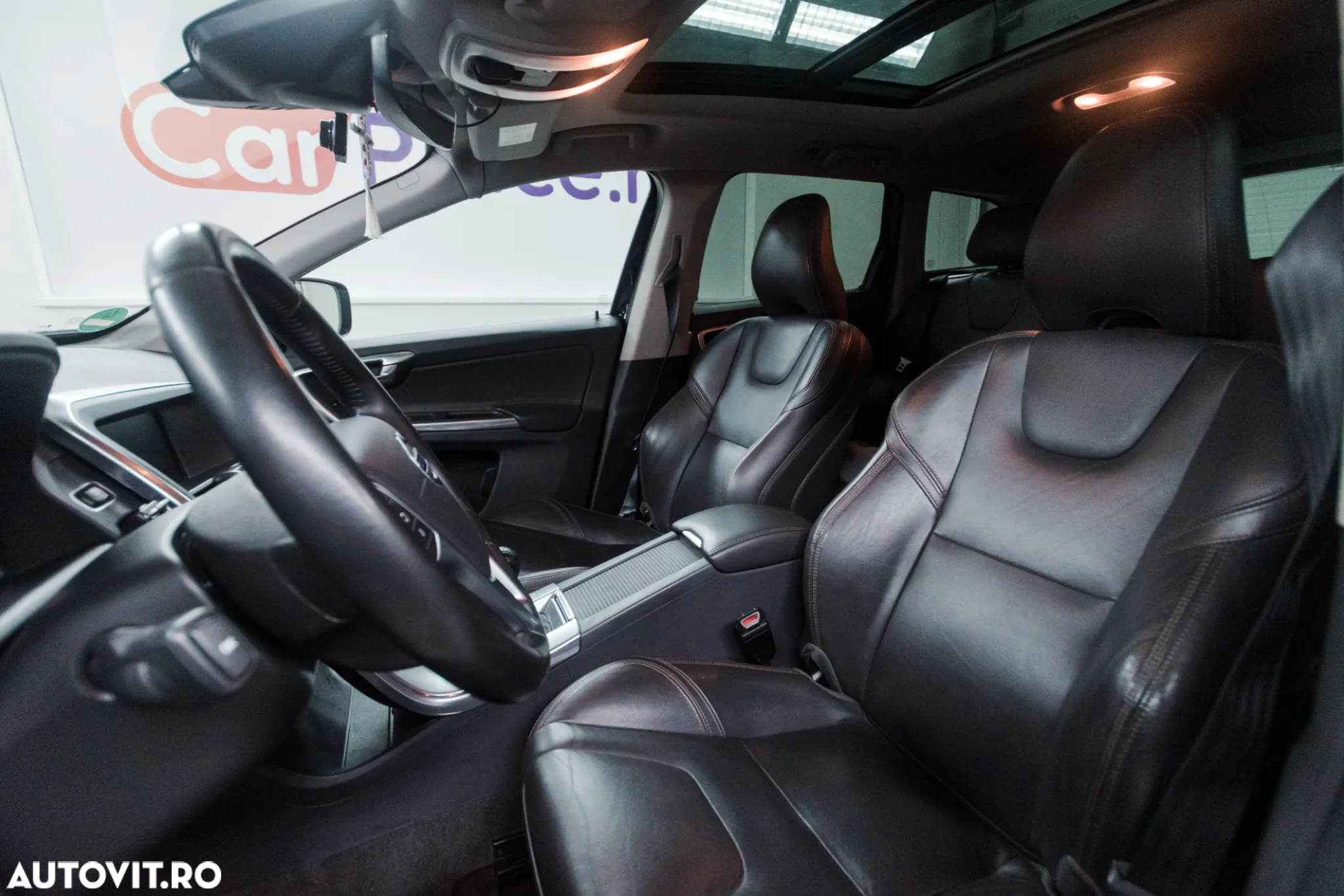 Volvo XC 60 D5AWD Start-Stop Summum - 20