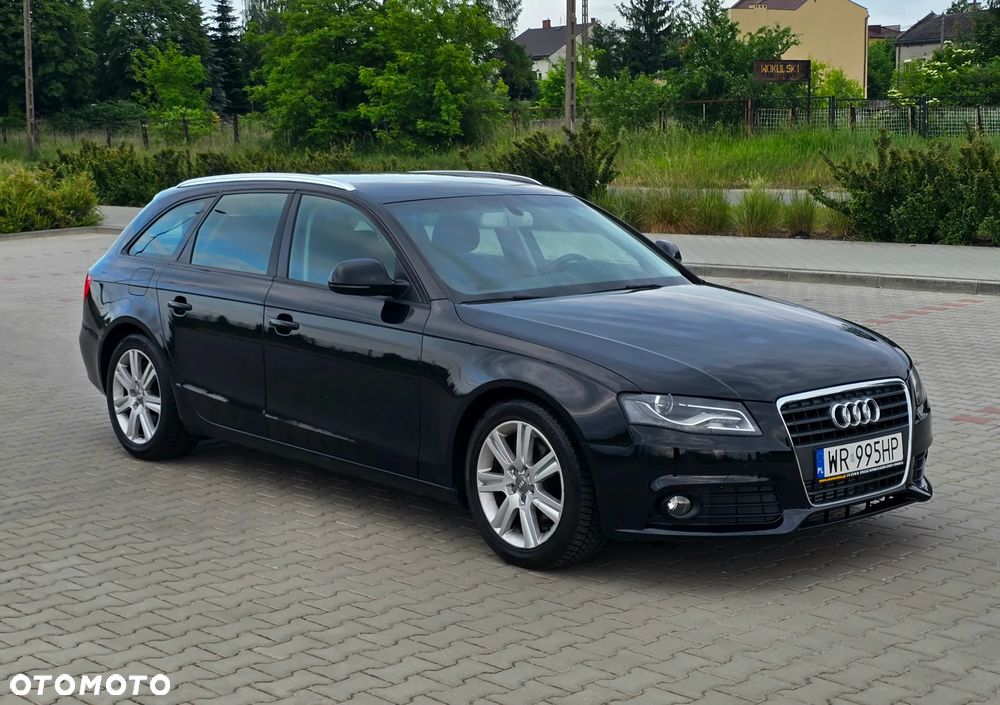 Audi A4 Avant - 10