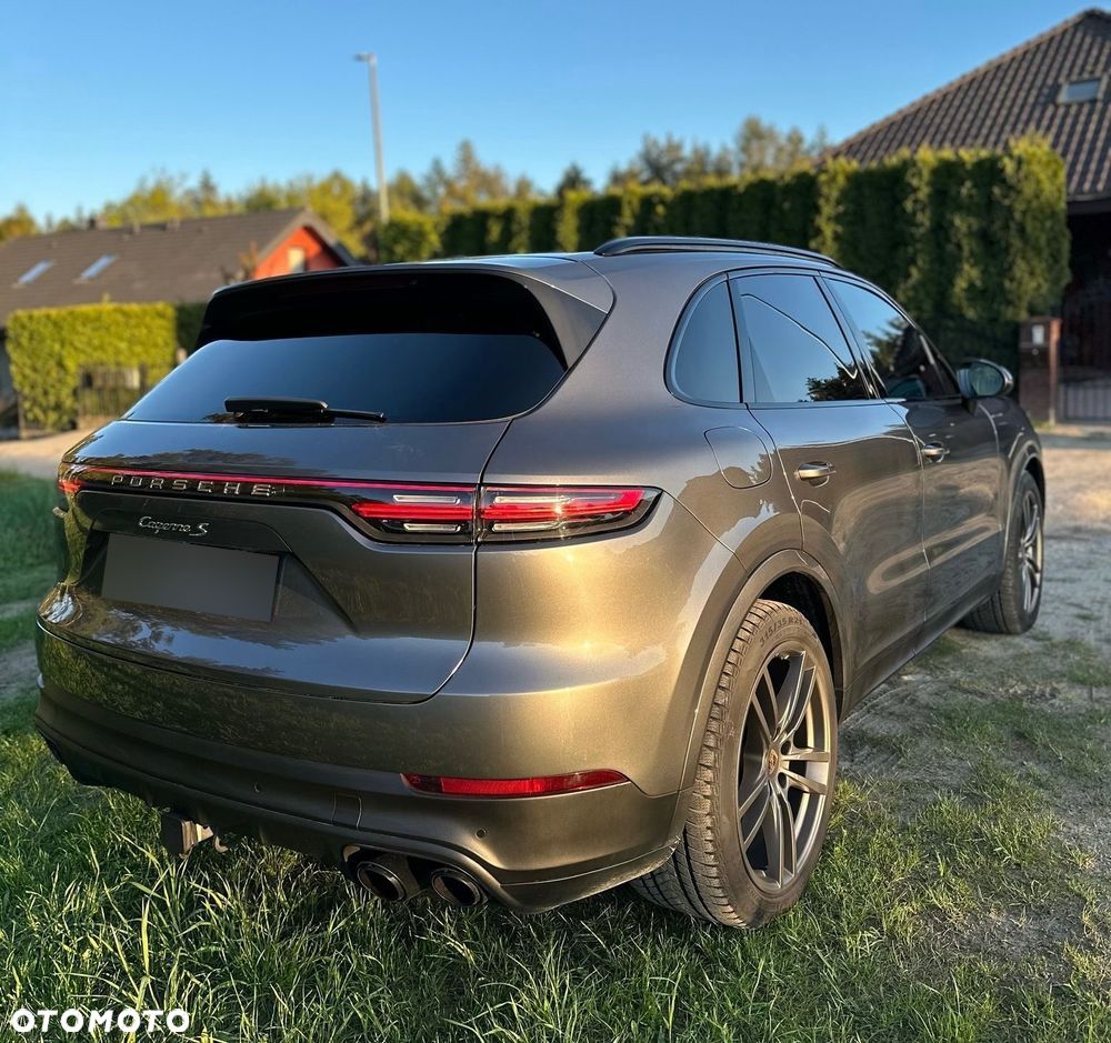 Porsche Cayenne - 3
