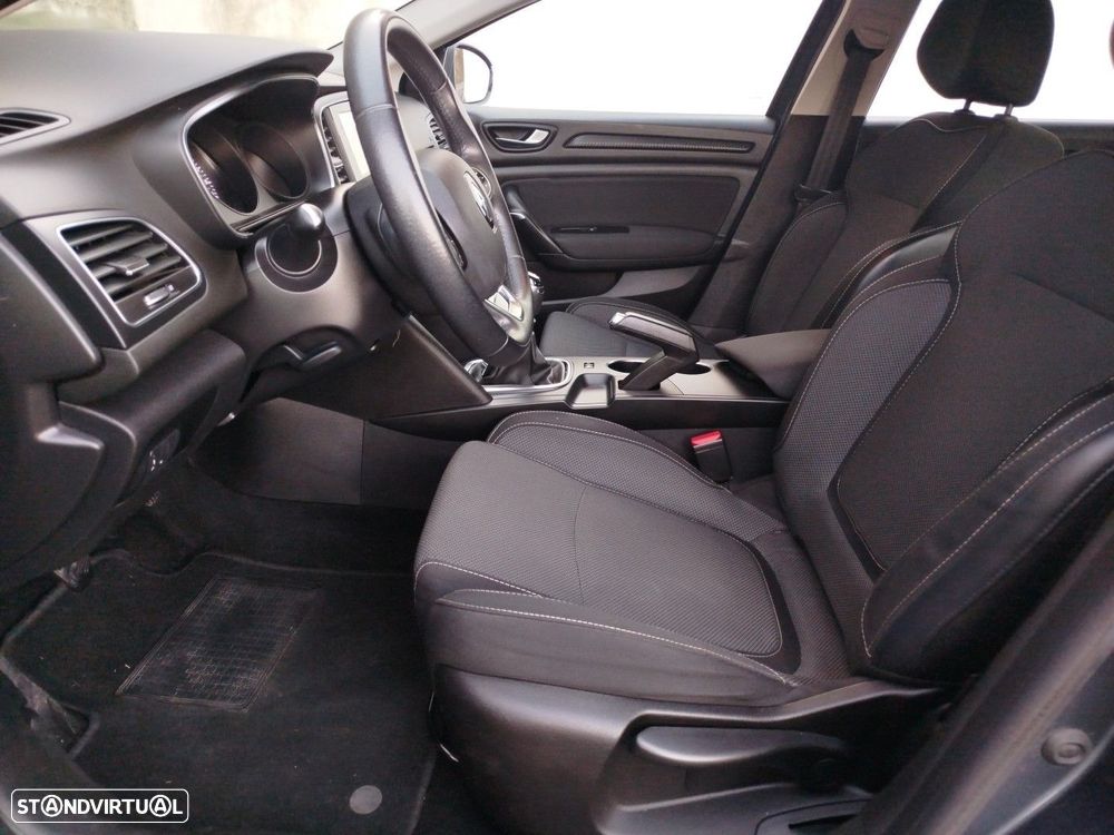 Renault Mégane Sport Tourer 1.5 Blue dCi Zen - 7