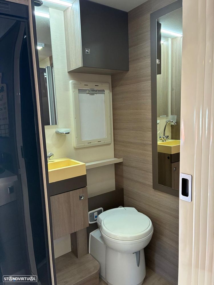 Ford Trigano Chausson - 10