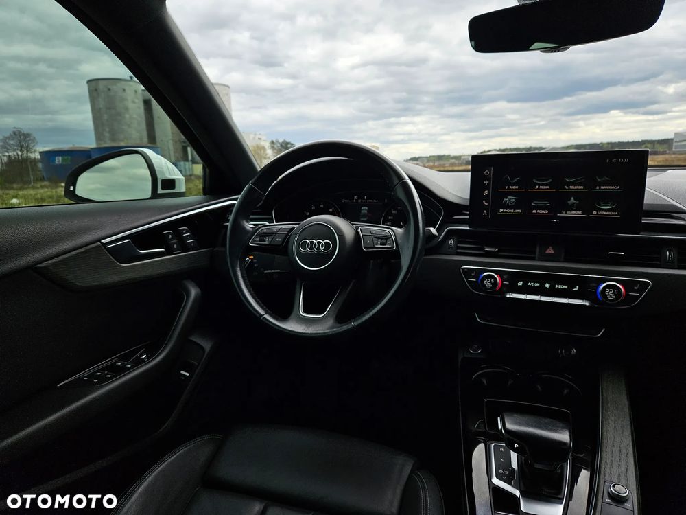Audi A4 Limousine - 17