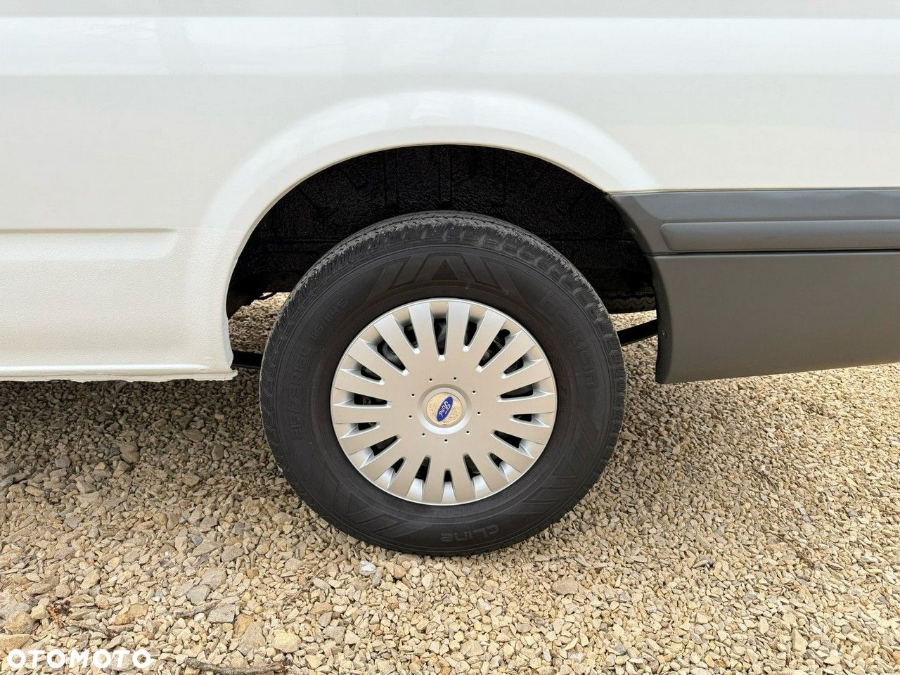 Ford Transit - 13