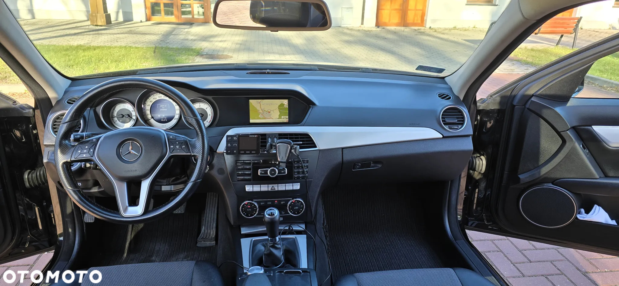 Mercedes-Benz Klasa C 200 CDI BlueEff Avantgarde - 7