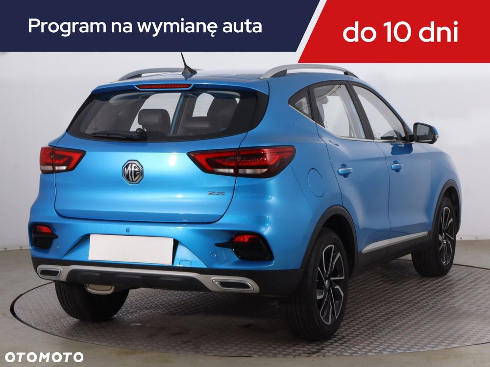 MG ZS - 7