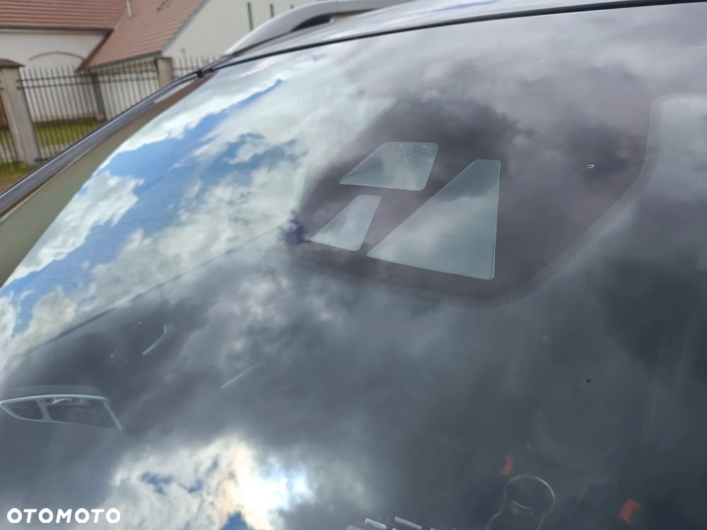 Ford Kuga 2.0 TDCi 4x4 Titanium - 21