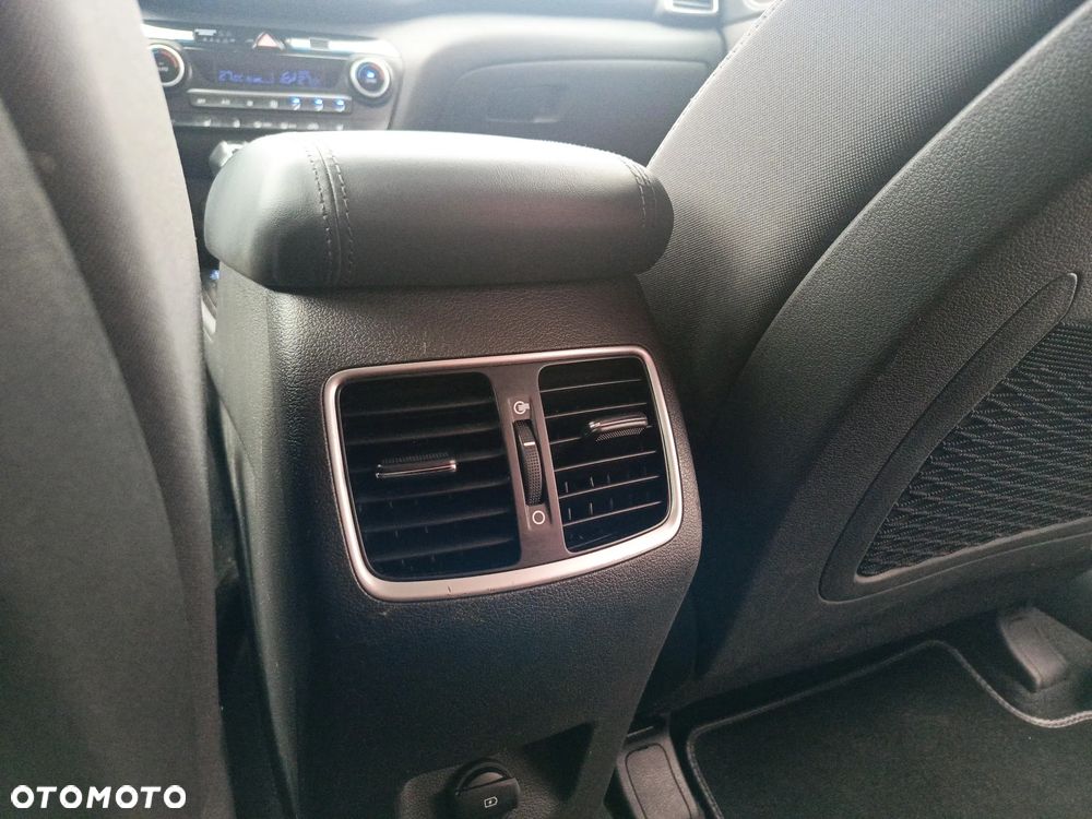 Hyundai Tucson 1.6 CRDi Style 2WD DCT - 24