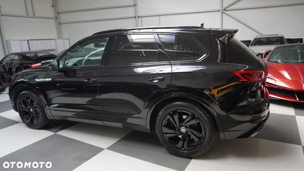 Volkswagen Touareg 3.0 V6 TDI SCR 4Motion Automatik R-Line - 15