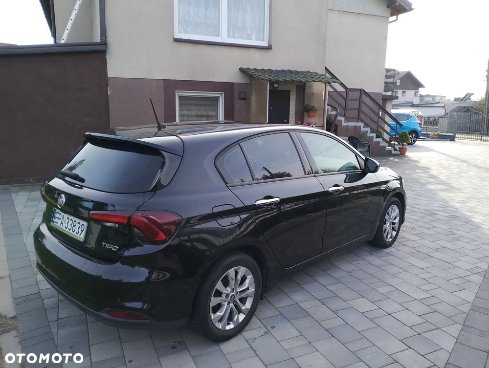 Fiat Tipo 1.4 16v Lounge EU6d - 3